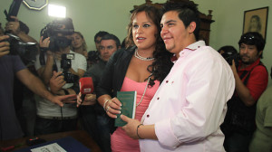 ARGENTINA-MARRIAGE-TRANSSEXUALS