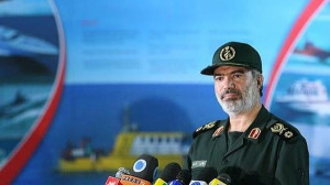 العميد فدوي: القوة البحرية للحرس الثوري جاهزة لاداء المهمات الصعبة